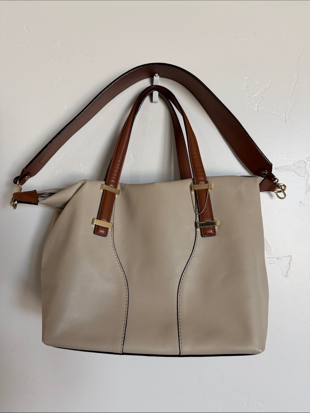 Antonio Melani Beige and Brown Leather Tote Bag Snake Strap Handbag Gold HW